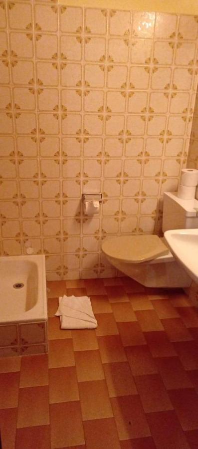 Garni Fluela Susch Hotel ภายนอก รูปภาพ