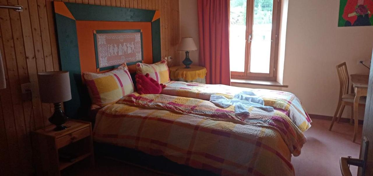 Garni Fluela Susch Hotel ภายนอก รูปภาพ